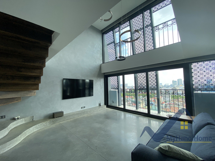 spacious-penthouse-to-rent-in-hoan-kiem-district-2-bedrooms-5