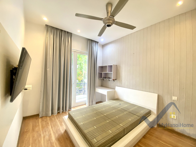 spacious-vinhomes-riverside-hanoi-villa-rental-with-furnished-9