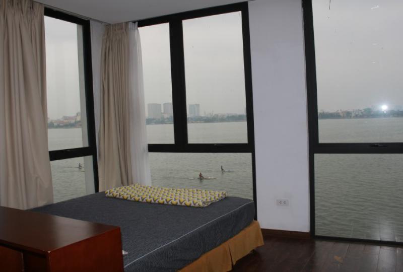 Studio apartment to rent in Tay Ho Hanoi with lake view