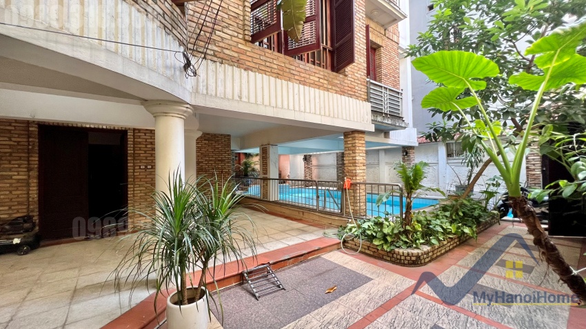 swimming-pool-house-to-rent-in-xuan-dieu-tay-ho-5bed-4