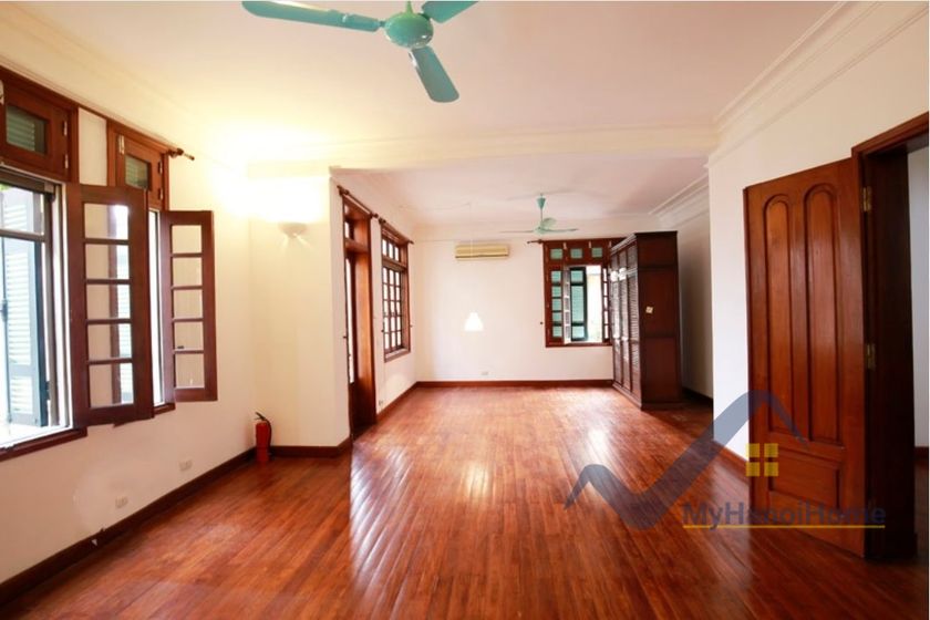 tay-ho-4-bedroom-house-for-rent-with-unfurnished-quiet-location-25