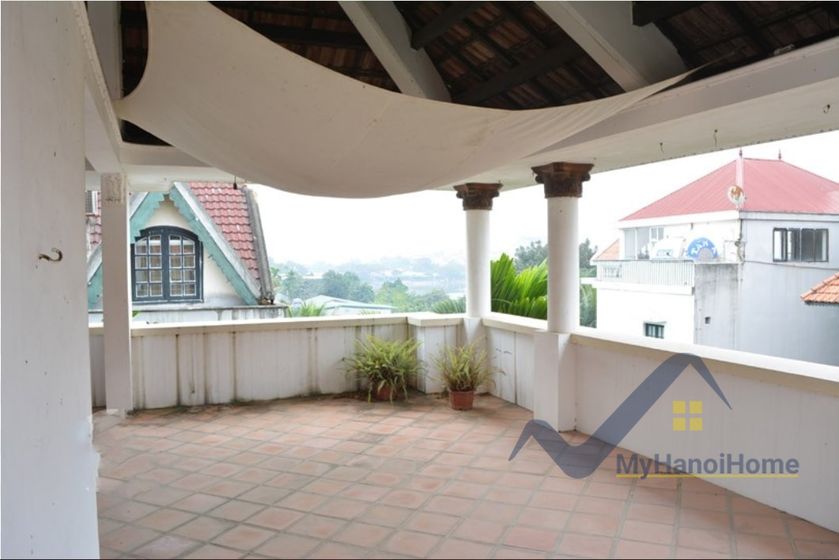 tay-ho-4-bedroom-house-for-rent-with-unfurnished-quiet-location-35