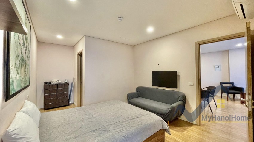unfurnished-2-bedroom-apartment-rental-in-mipec-riverside-river-view-6