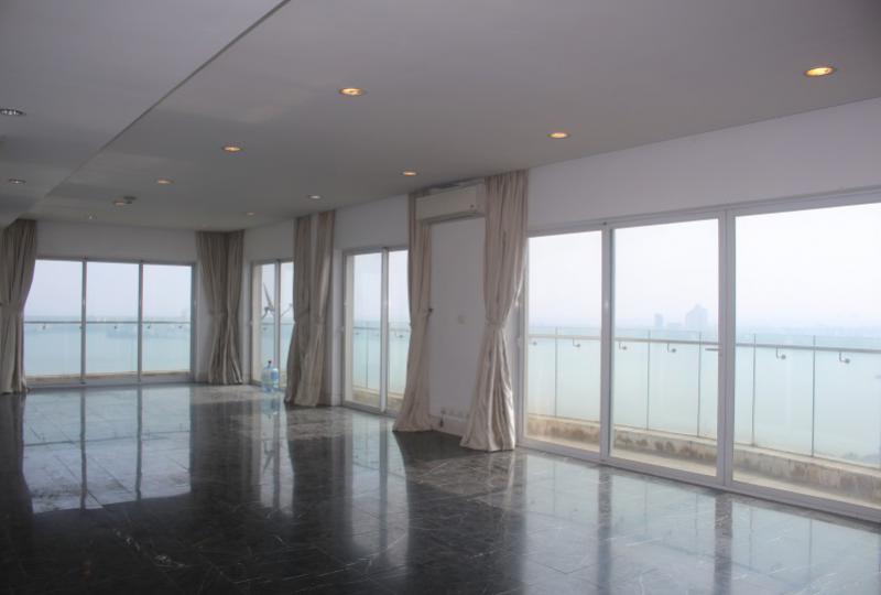 Unfurnished Golden Westlake apartment Hanoi 5beds with Lake view
