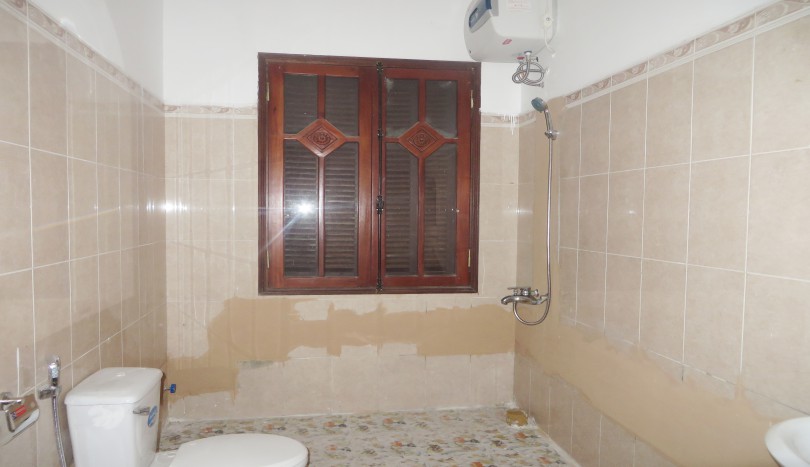unfurnished-house-for-rent-in-long-bien-district-ngoc-thuy-street-12