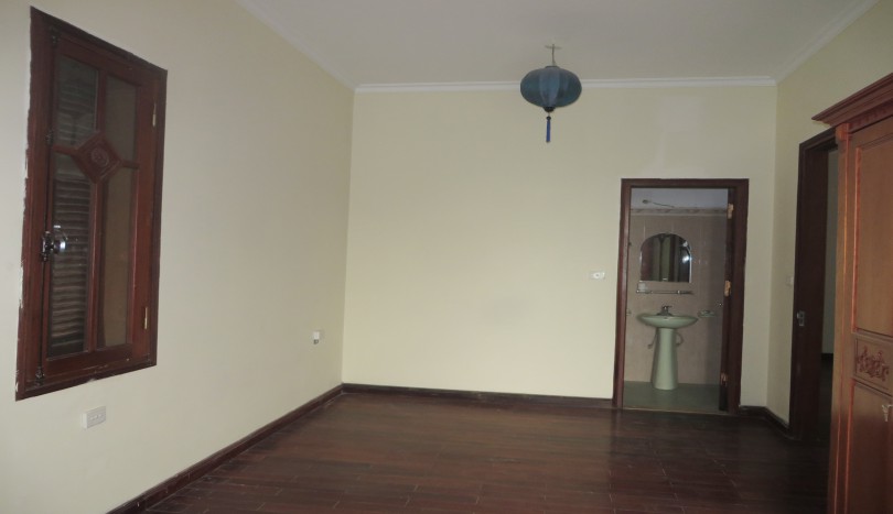 unfurnished-house-for-rent-in-long-bien-district-ngoc-thuy-street-14