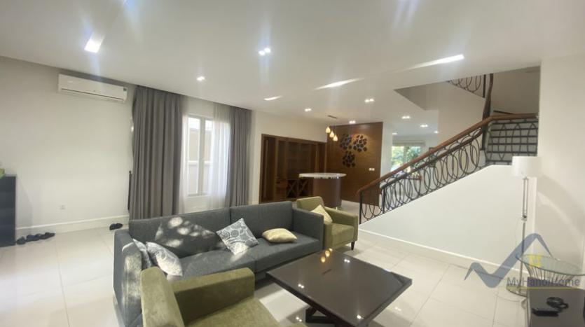 villa-for-rent-in-vinhomes-riverside-3-bedrooms-with-furnished-16