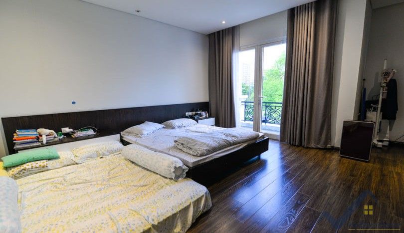 villa-of-4-bedroom-to-rent-in-vinhomes-riverside-long-bien-30