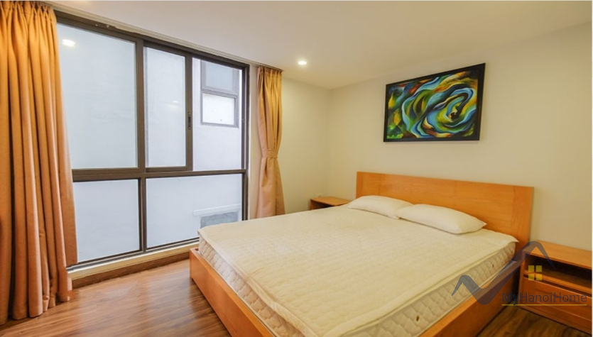 westlake-view-2-bedroom-apartment-in-tay-ho-rent-on-nhat-chieu-13