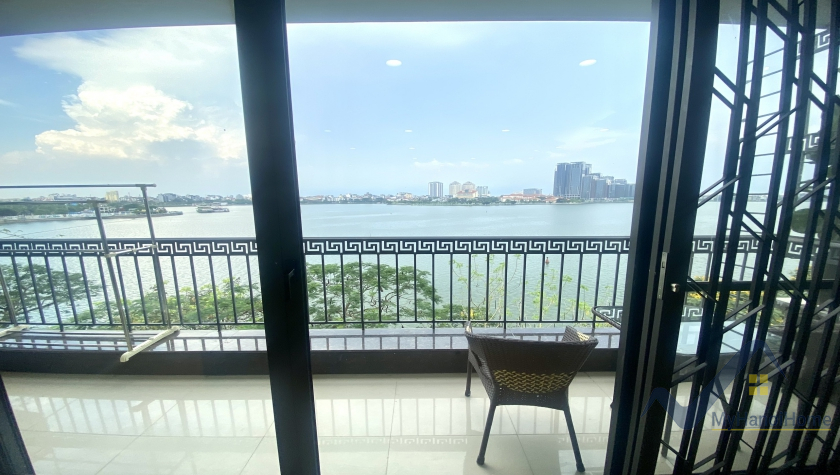 westlake-view-apartment-to-rent-in-tay-ho-with-2-bedrooms-6