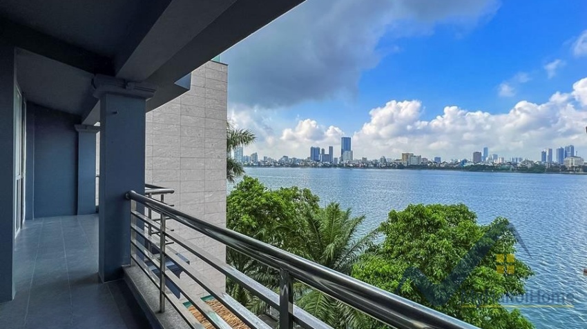 westlake-view-house-in-tay-ho-for-rent-with-5-bedrooms-22